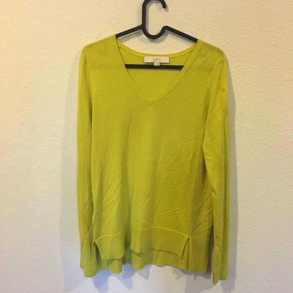 LOFT Sweaters - LOFT v neck lime green sweater LOFT Sweaters - LOFT v neck lime green sweater